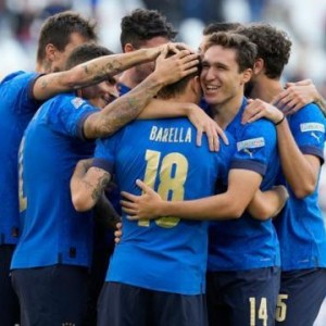 梁熙明：曼乔勇敢点，为团结请继续冷处理博努奇